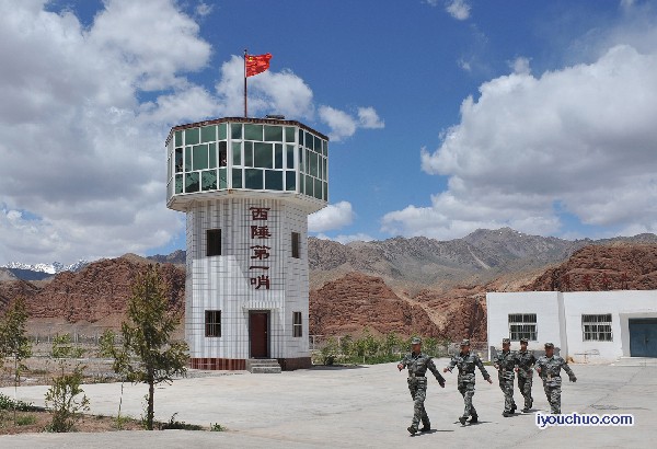 西陲第一哨.jpg